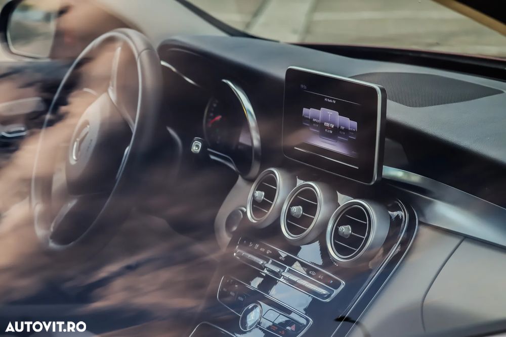 Mercedes-Benz C 300 9G-TRONIC Avantgarde - 8