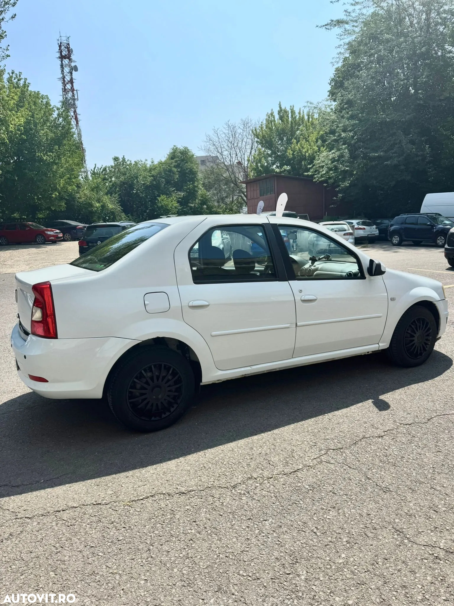 Dacia Logan - 5