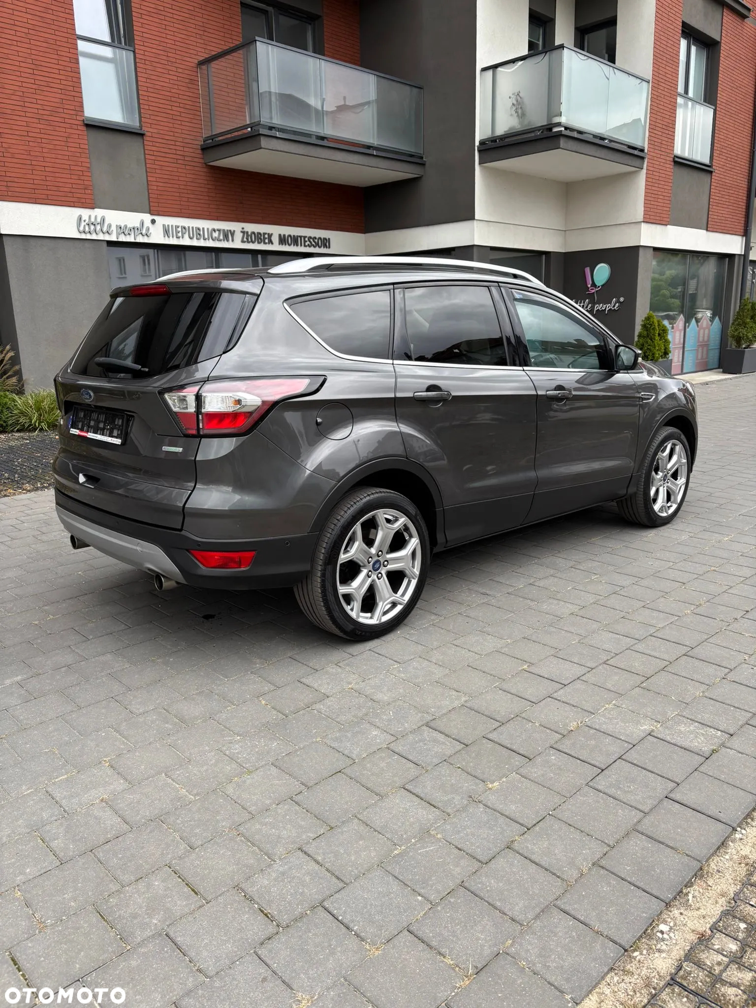 Ford Kuga 1.5 EcoBoost 2x4 SYNC - 2