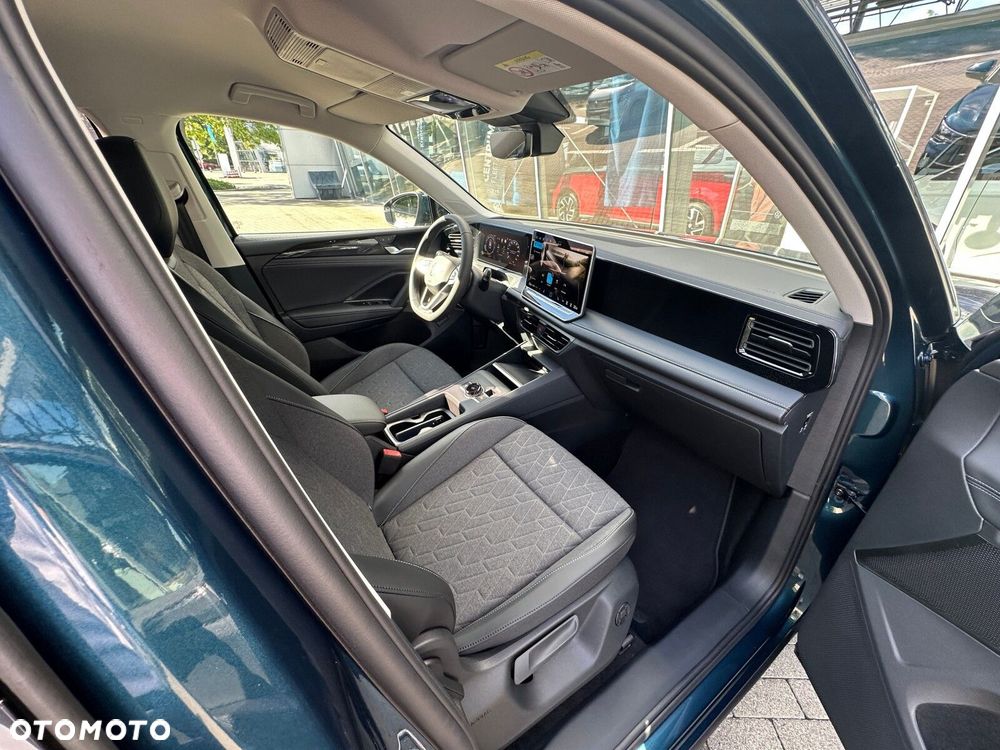 Volkswagen Tiguan - 13