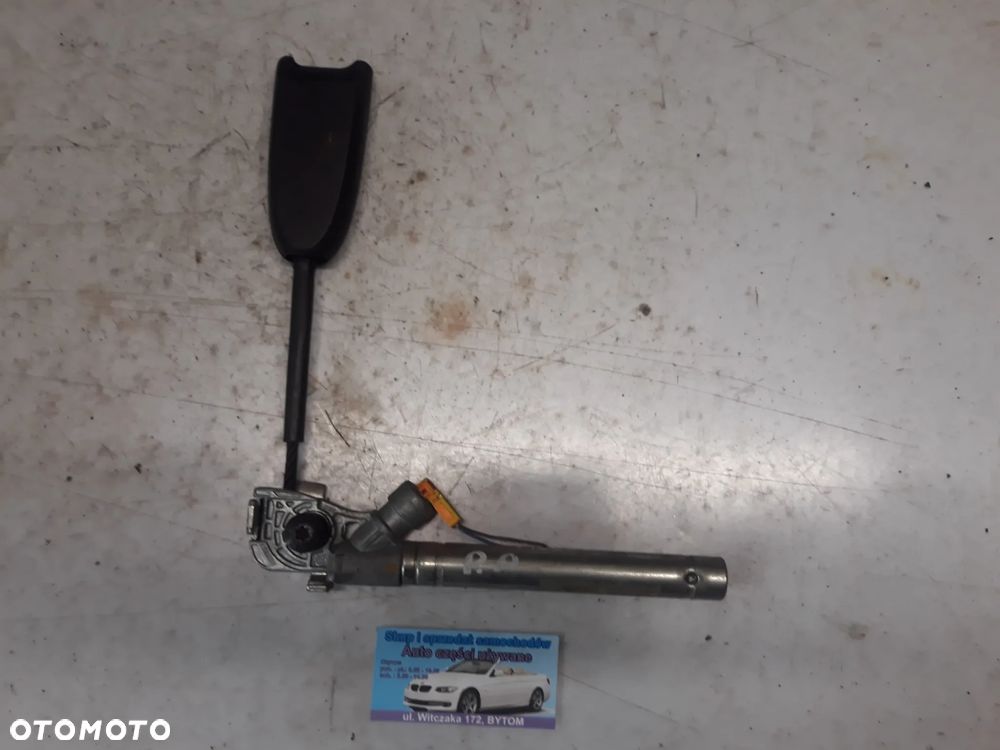 NAPINACZ PASA BEZPIECZEŃSTWA PRAWY PRZÓD RENAULT MEGANE III  2009r  6150329 - 1