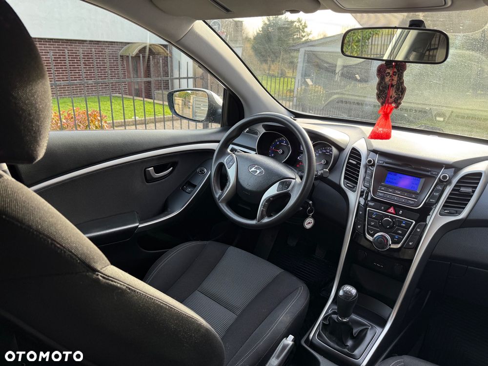 Hyundai i30 1.6 CRDi Comfort - 13