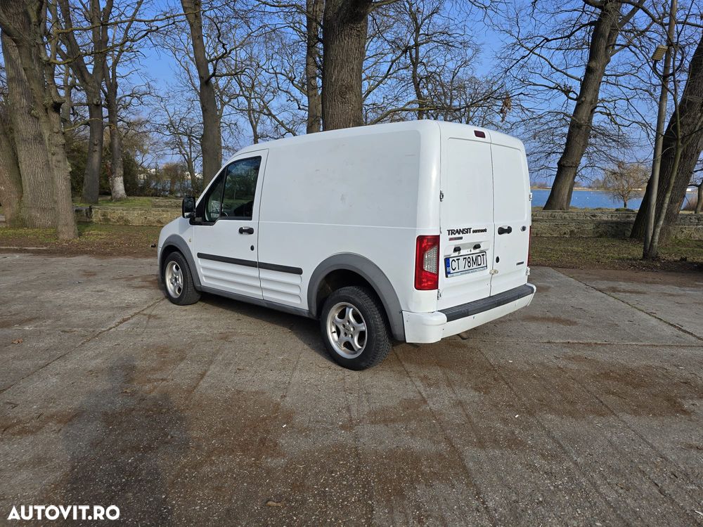 Ford Transit Connect - 8
