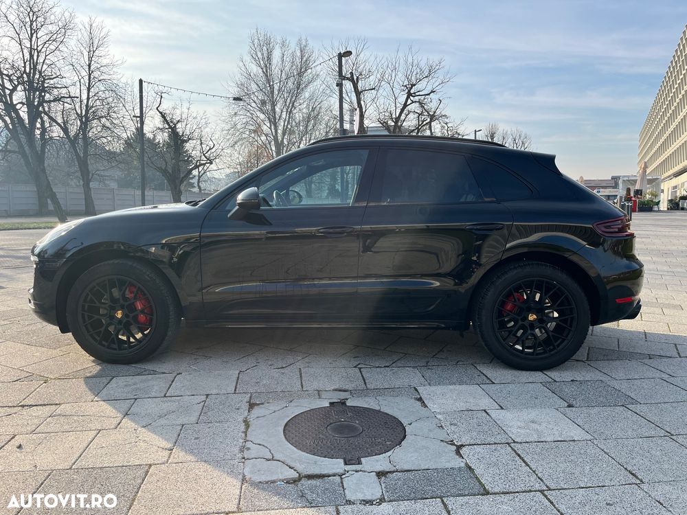 Porsche Macan - 3