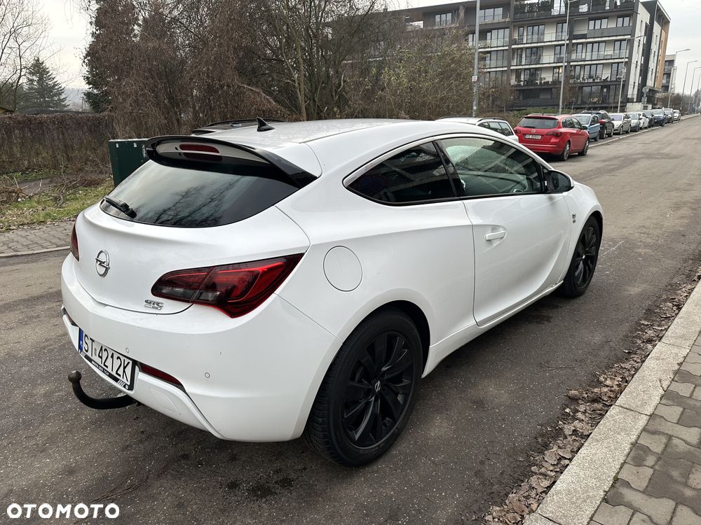 Opel Astra 2.0 CDTI ecoFLEX Start/Stop - 4