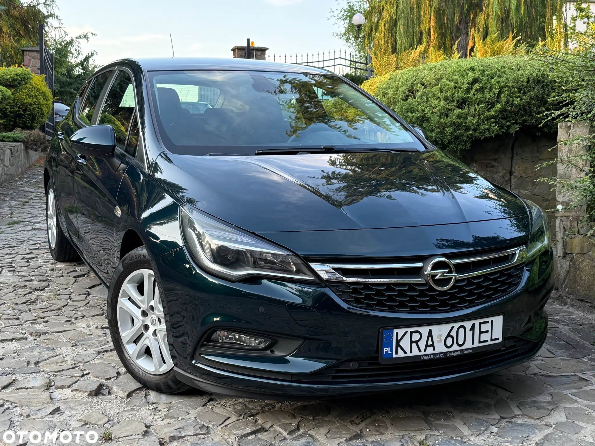 Opel Astra V 1.4 T Dynamic - 3