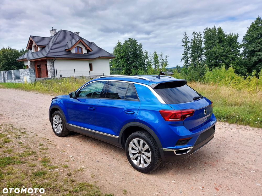Volkswagen T-Roc - 4