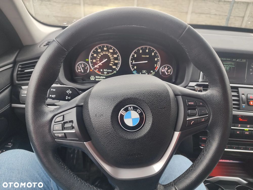 BMW X3 28i xDrive - 12