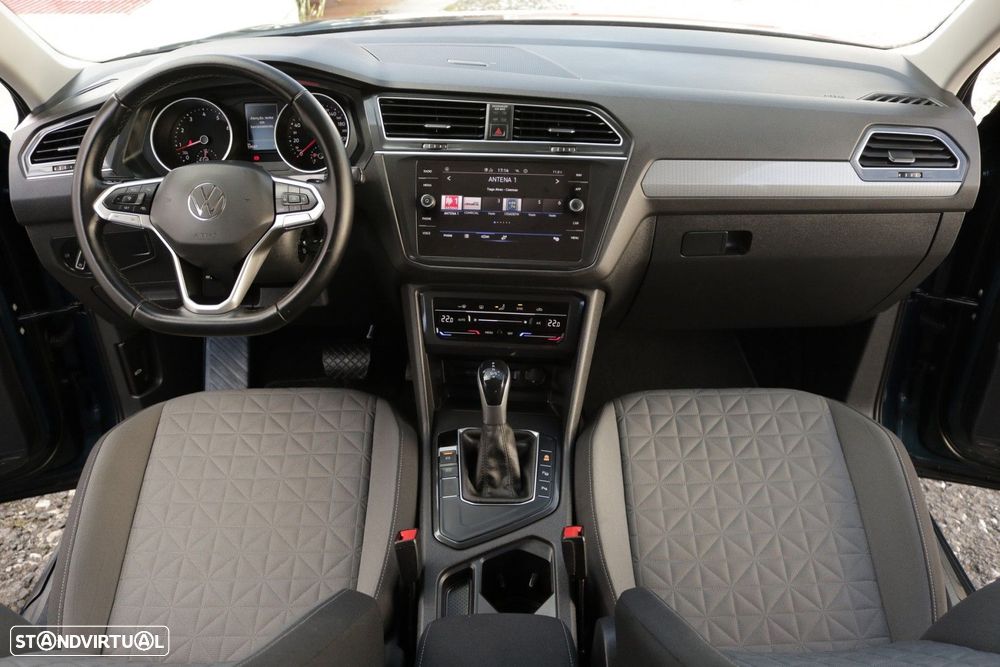 VW Tiguan 1.5 TSI Life DSG - 32