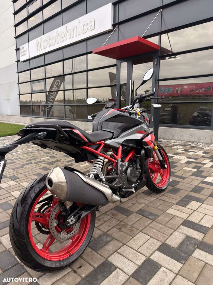BMW G310R - 3
