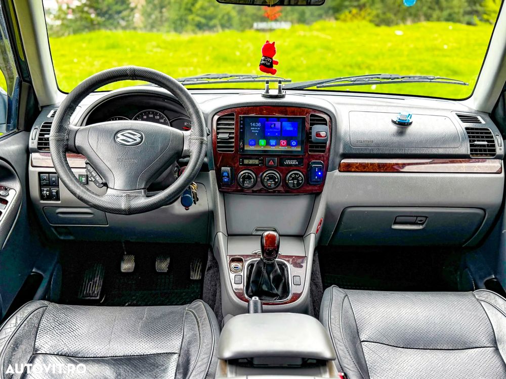 Suzuki Grand Vitara - 24