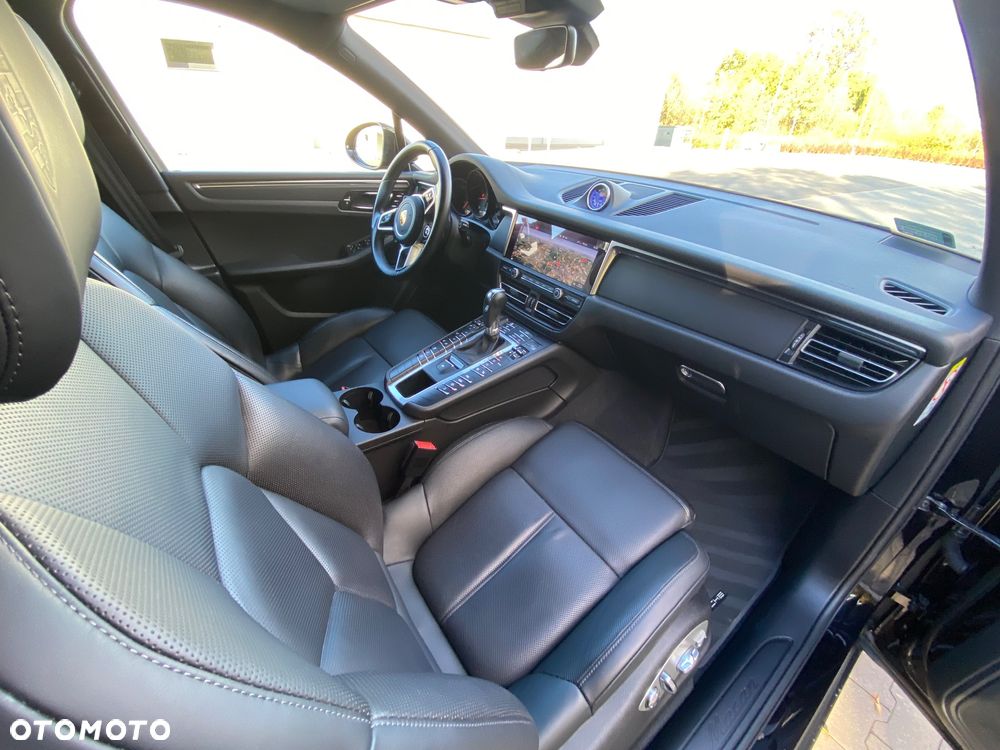 Porsche Macan - 12