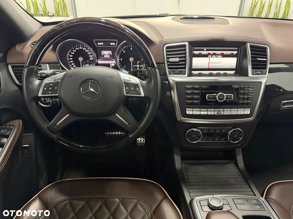 Mercedes-Benz ML 350 BlueTec 4-Matic - 8