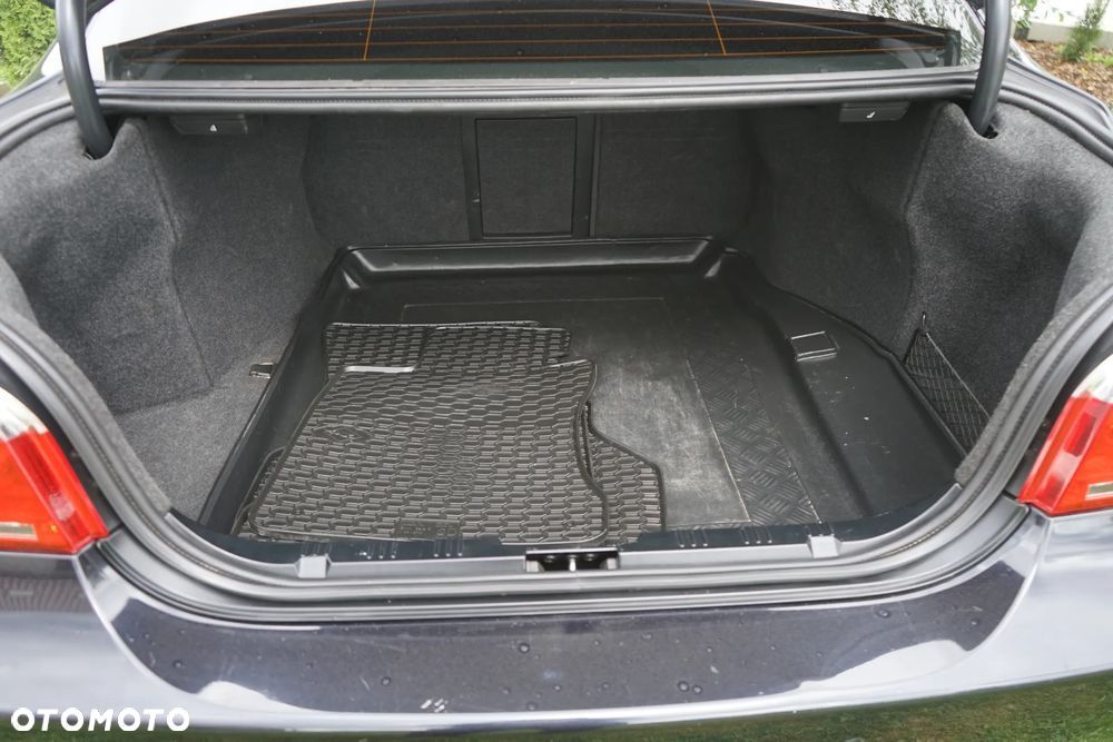 BMW Seria 5 525d xDrive Edition Sport - 22