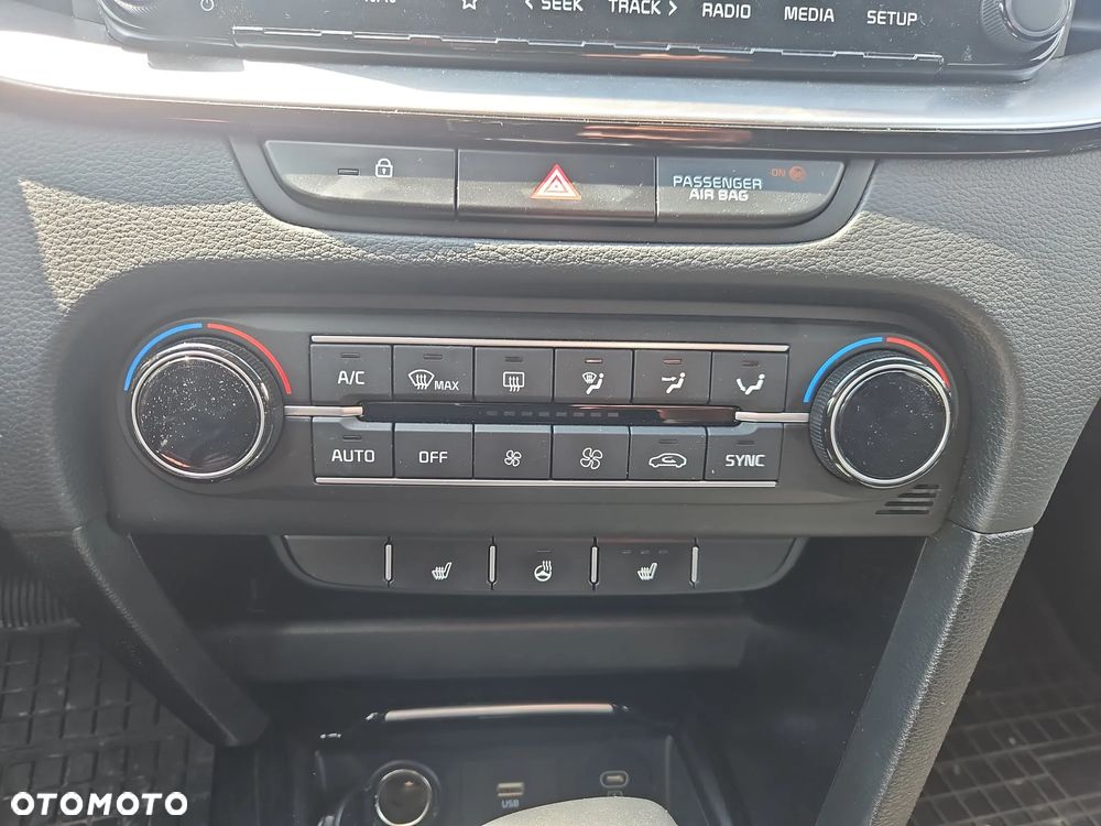 Kia Ceed 1.5 T-GDI Tribute DCT - 13