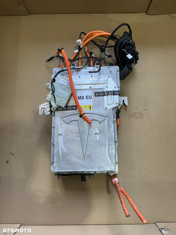 PRZETWORNICA INVERTER TESLA X 1055139-01-B.