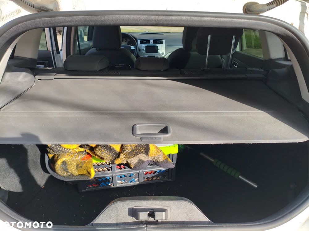 Ford Kuga 2.0 TDCi Trend - 13