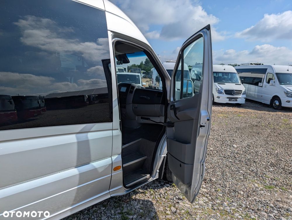 Mercedes-Benz Sprinter 519 - 14