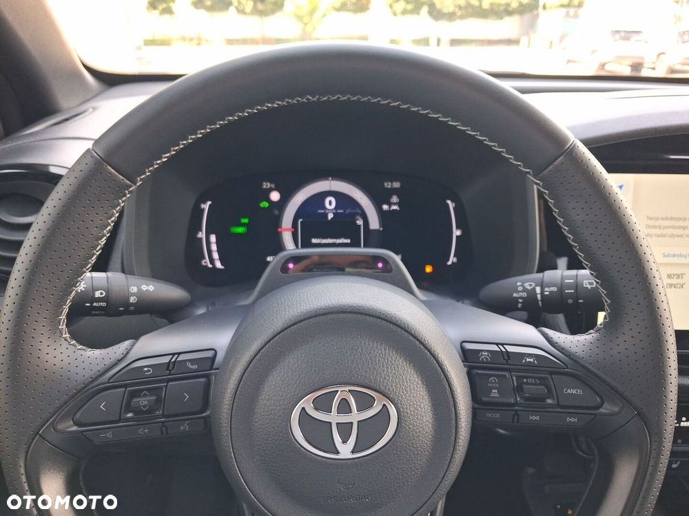 Toyota Aygo X Hybrid 1.5 Style e-CVT - 22