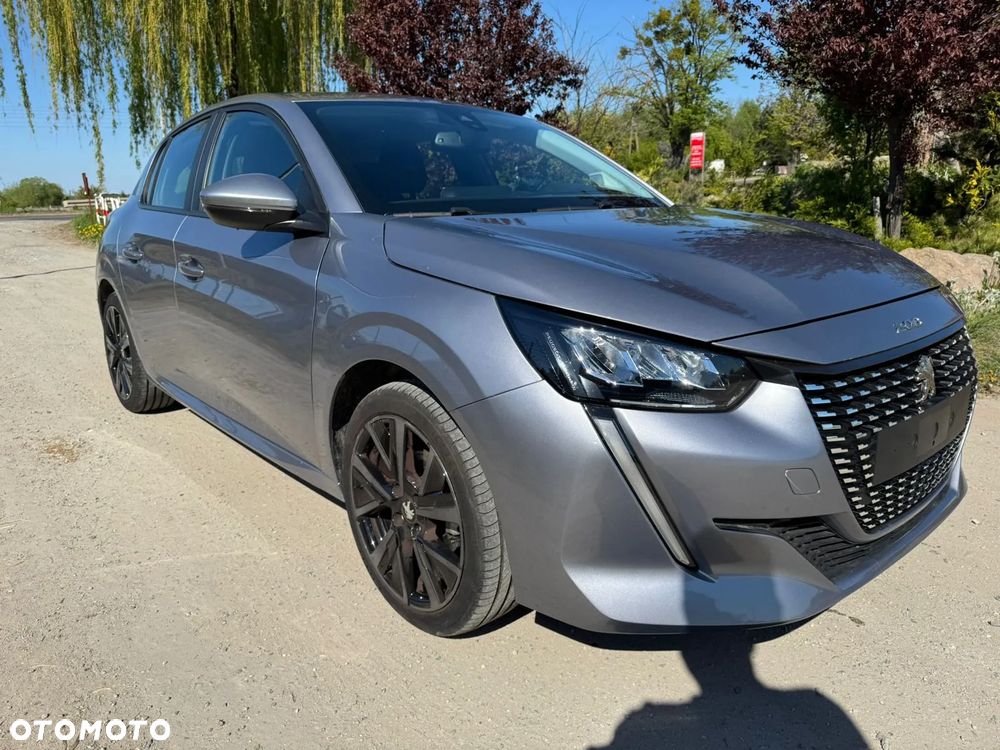 Peugeot 208 - 26