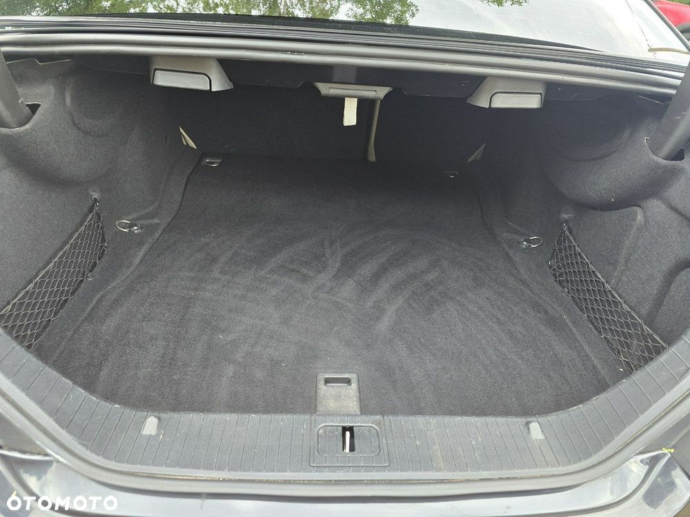Mercedes-Benz CLS - 30