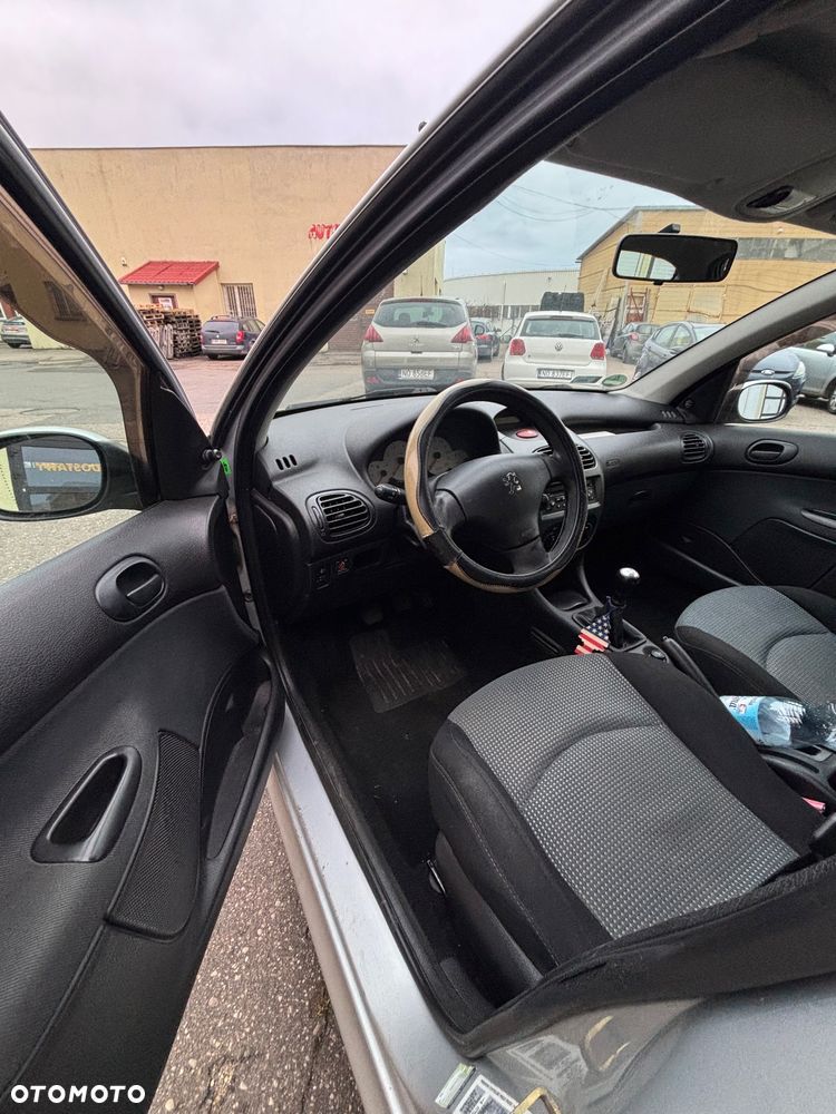 Peugeot 206 - 7