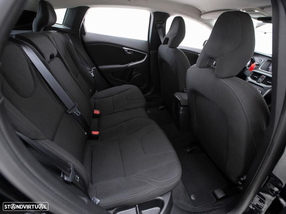 Volvo V40 - 10