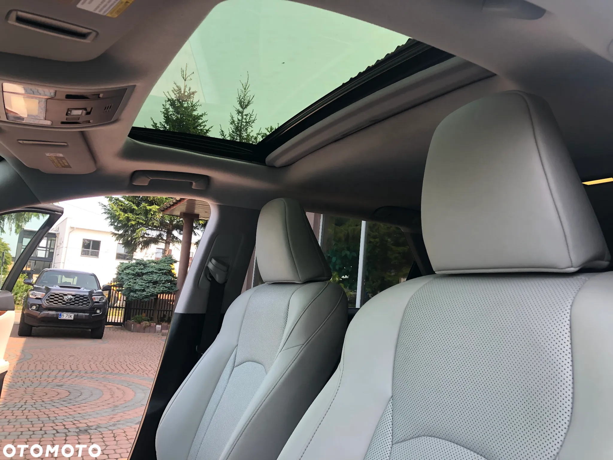 Lexus RX - 30