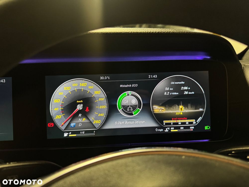 Mercedes-Benz Klasa E 220 d AMG - 22