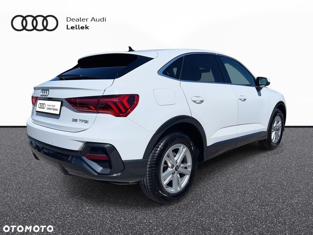 Audi Q3 Sportback - 6