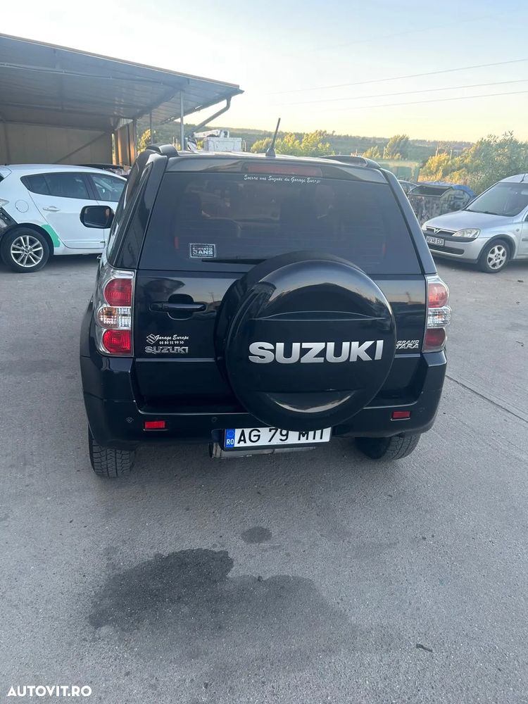 Suzuki Grand Vitara 1.9 DDIS JX - 23