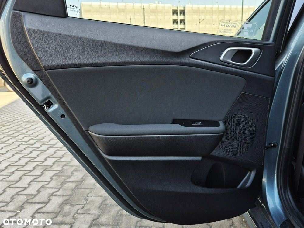 Kia Ceed 1.5 T-GDI M - 17