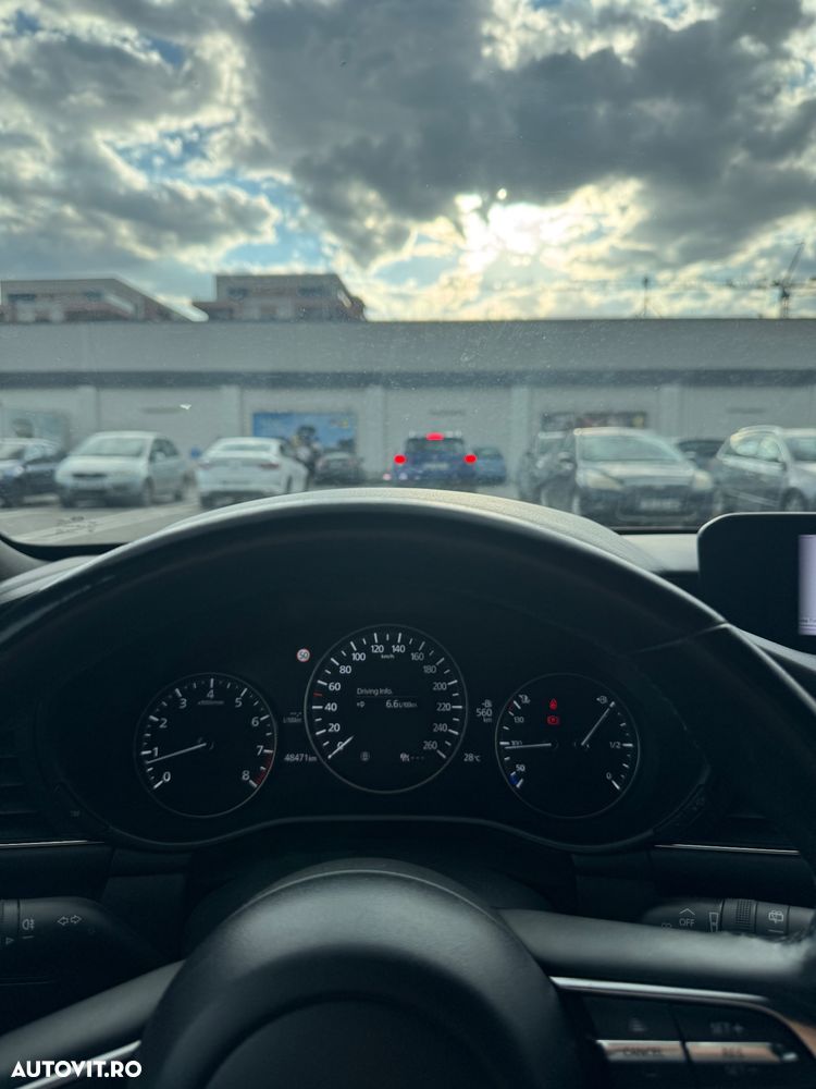 Mazda 3 e-Skyactiv G122 MHEV Plus - 12