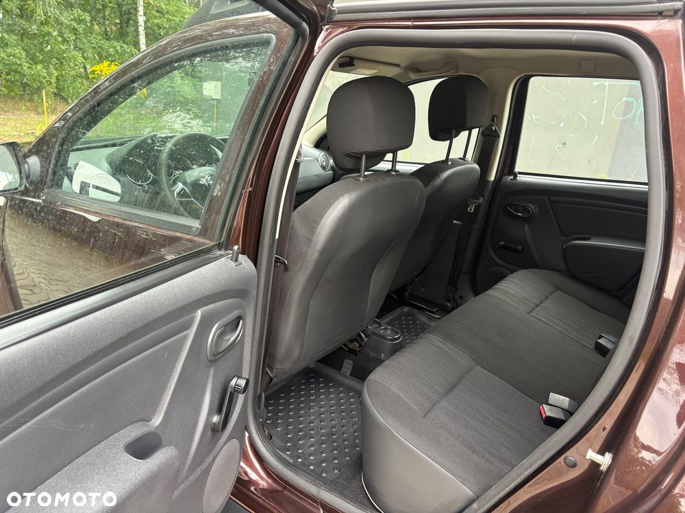 Dacia Duster 1.6 SCe Access S&S - 9