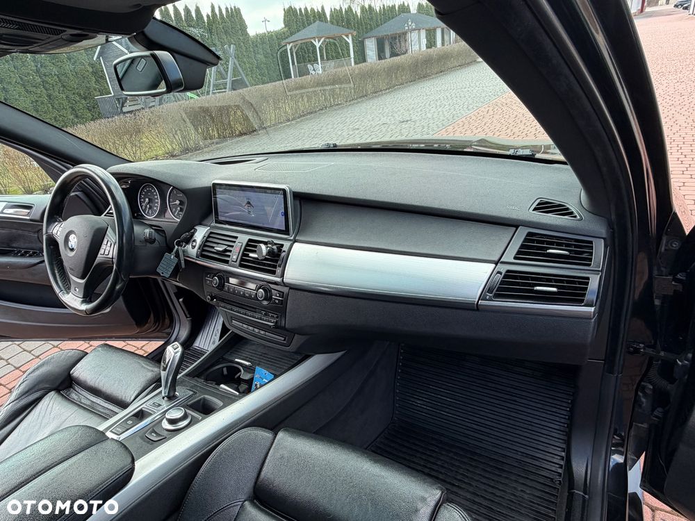 BMW X5 xDrive35d - 29