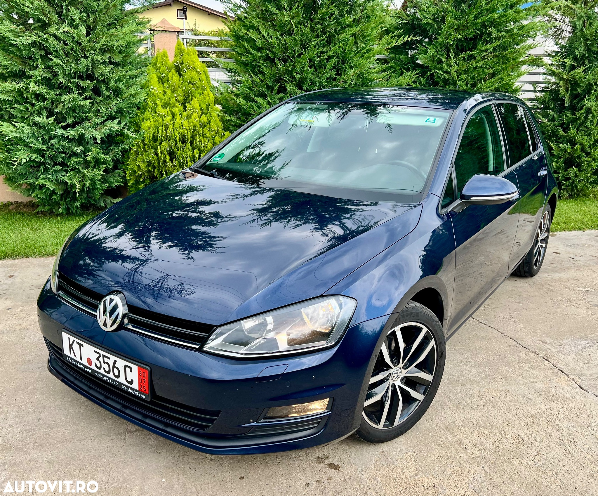 Volkswagen Golf 1.4 TSI BMT Comfortline - 30