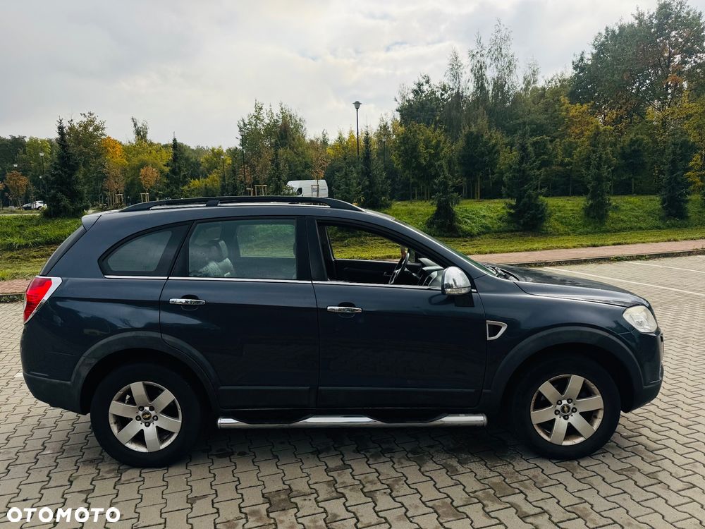 Chevrolet Captiva 2.4 4WD 7 Sitzer LT - 17