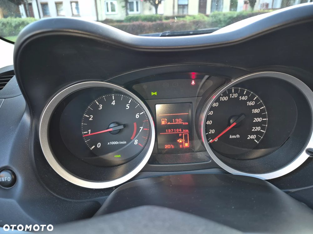 Mitsubishi Lancer - 11