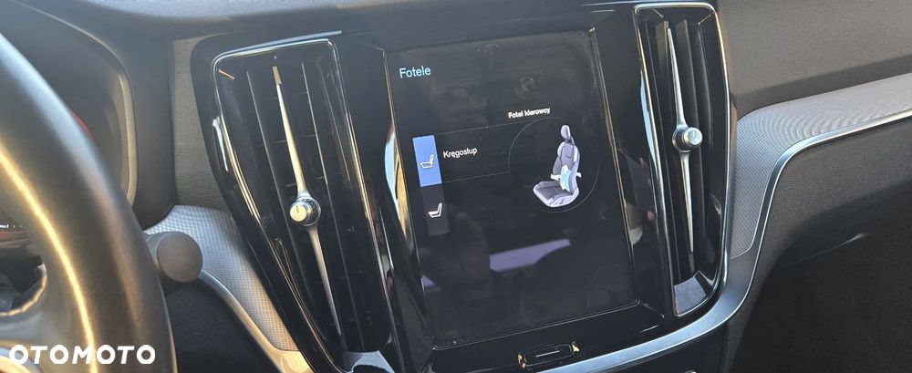 Volvo S60 T4 R-Design - 34