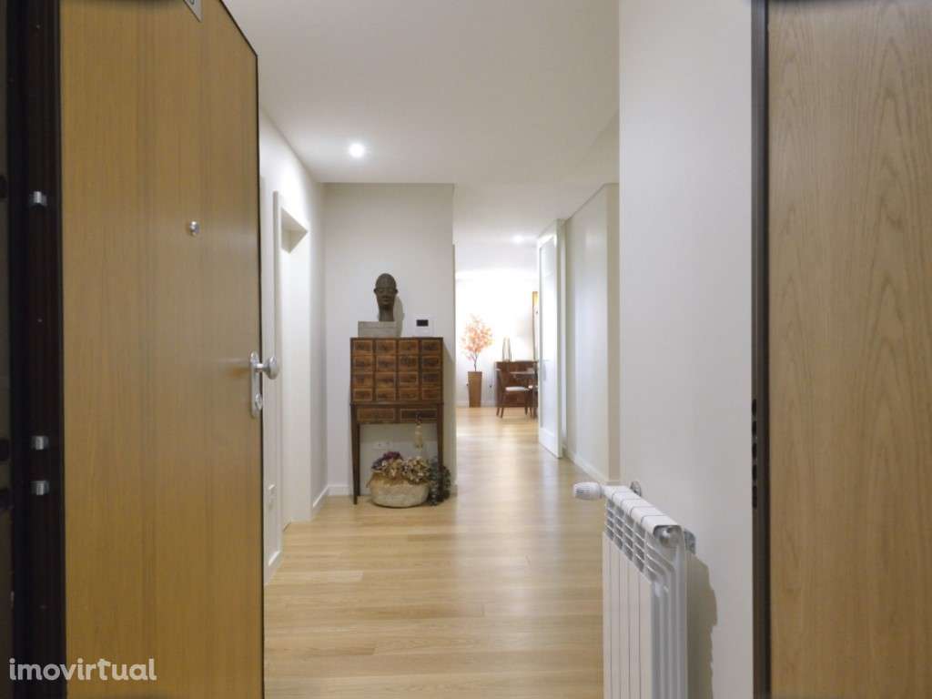 Edifício Portas do Sol - T3 - Grande imagem: 5/29