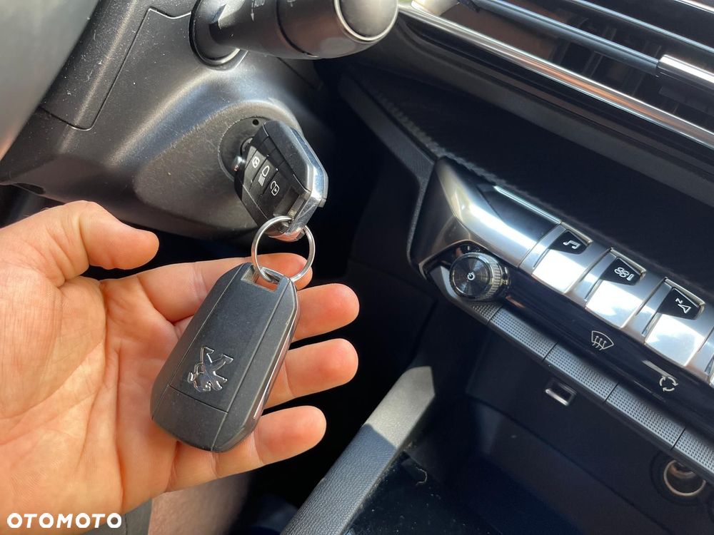 Peugeot 5008 BlueHDi 130 Active - 16