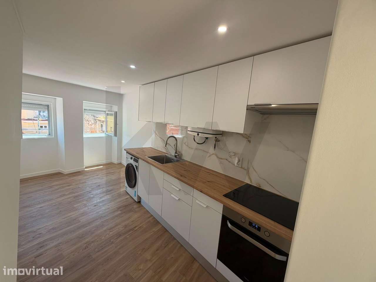 ARRENDAMENTO -T1 DUPLEX REMODELADO NO BEATO - Grande imagem: 3/17