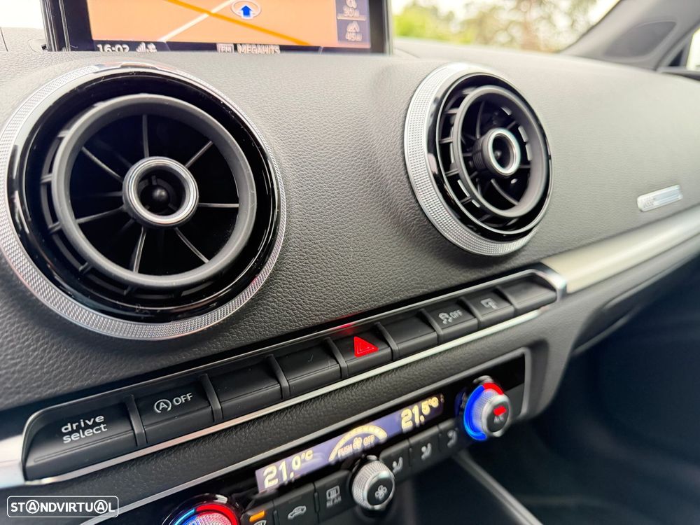 Audi A3 Sportback 1.6 TDI S-line S tronic - 20