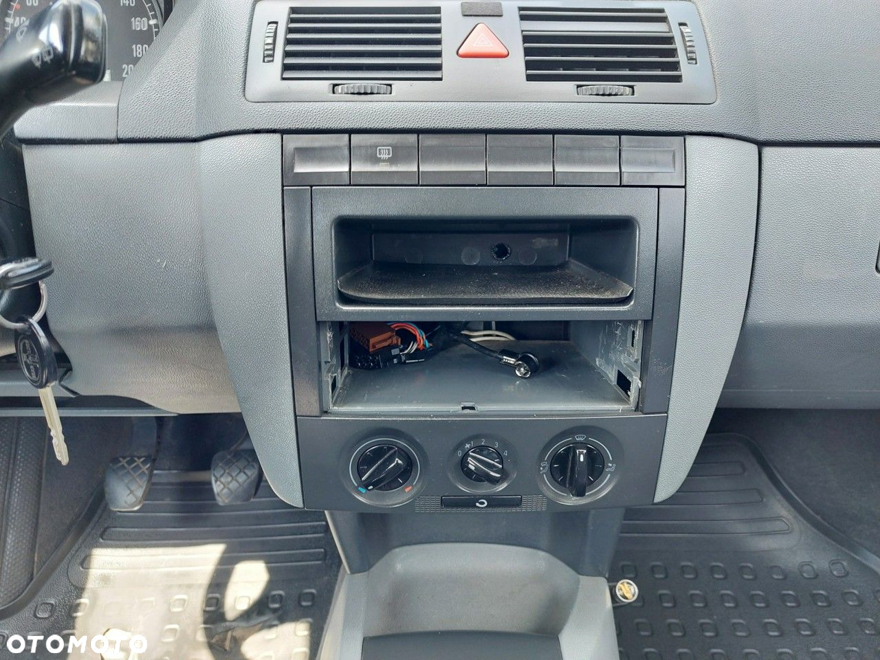 Skoda Fabia - 10