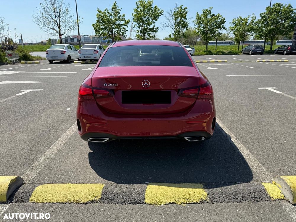 Mercedes-Benz A 200 AMG LINE - 4