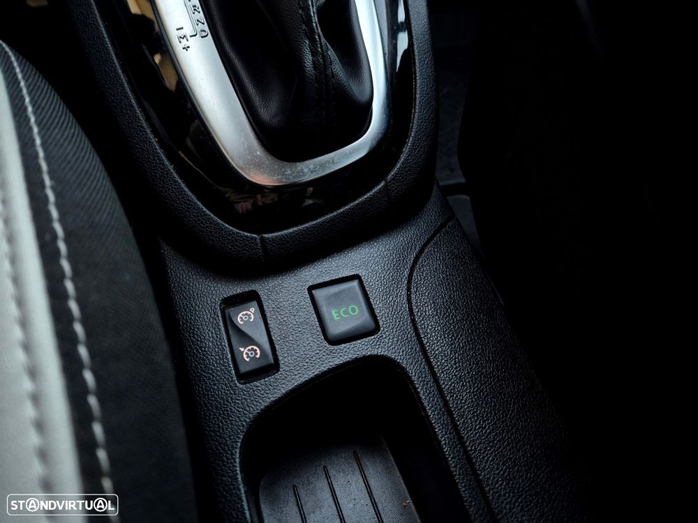 Renault Clio Sport Tourer (Energy) dCi 90 EDC Bose Edition - 30