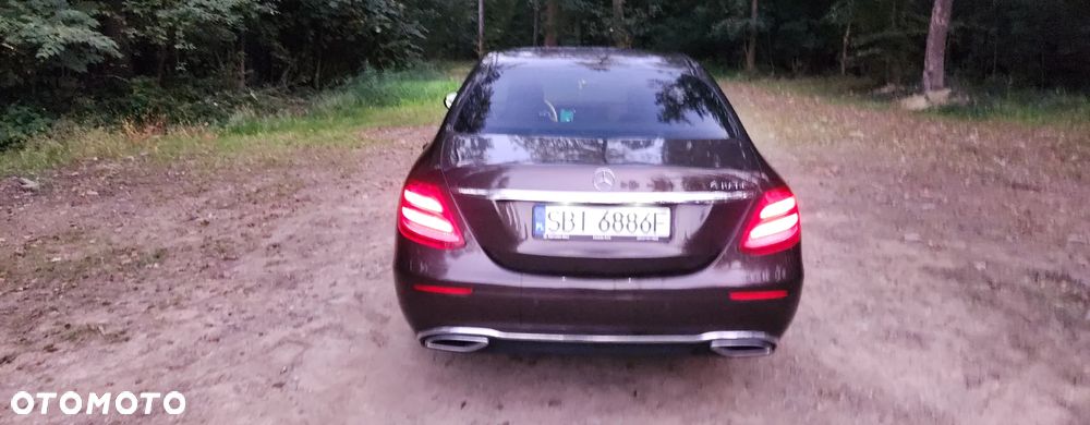 Mercedes-Benz E-Class 2017 photo 5
