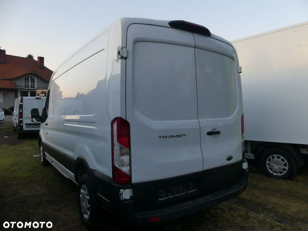 Ford Transit - 13