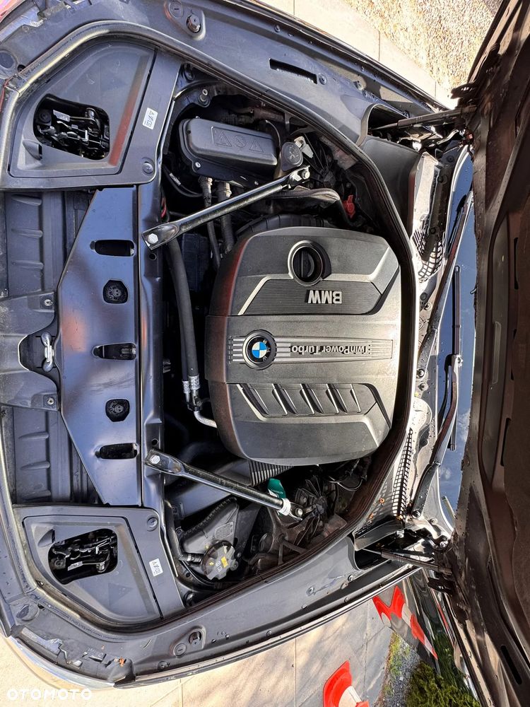 BMW Seria 5 525d xDrive Luxury Line - 34