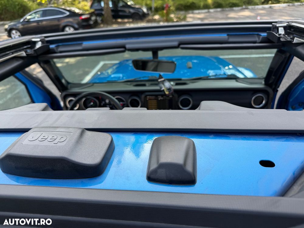 Jeep Wrangler 2.0 4xe Plug-In Hybrid Softtop Sahara - 9